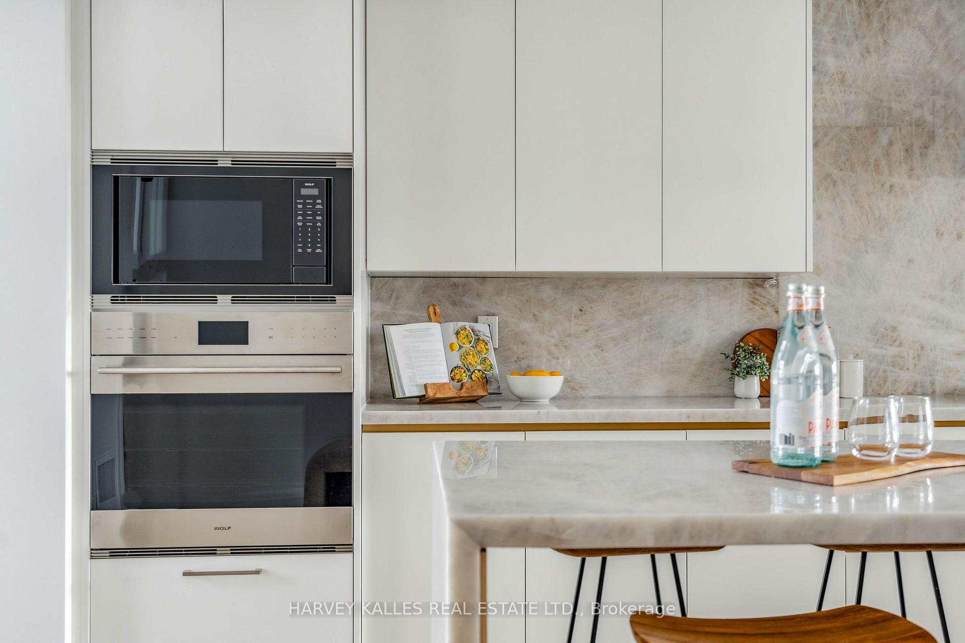 Photo 18 of Unit 3, 138 East Street, Oakville, Bronte — HOMEH