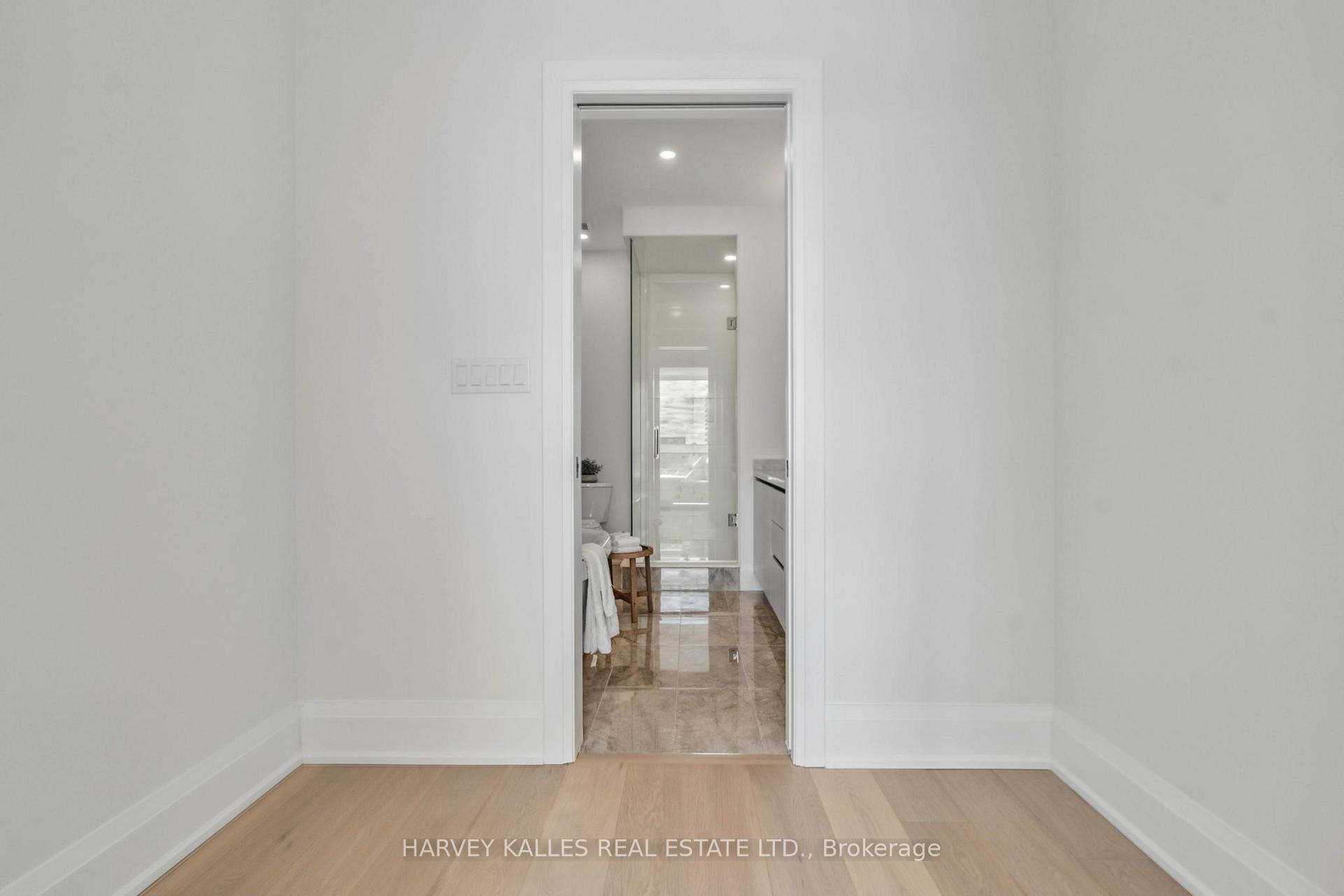 Photo 25 of Unit 3, 138 East Street, Oakville, Bronte — HOMEH