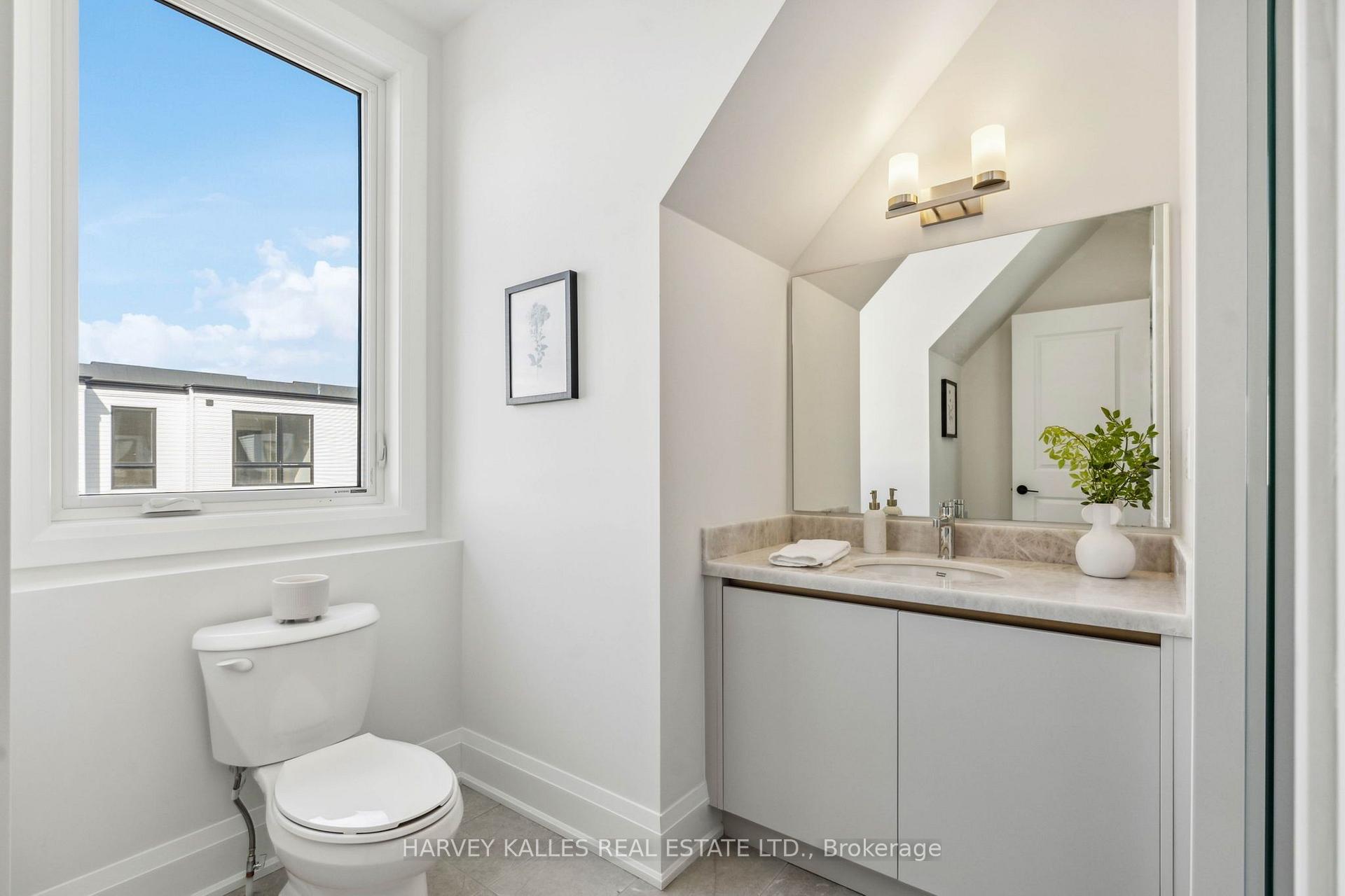Photo 30 of Unit 3, 138 East Street, Oakville, Bronte — HOMEH