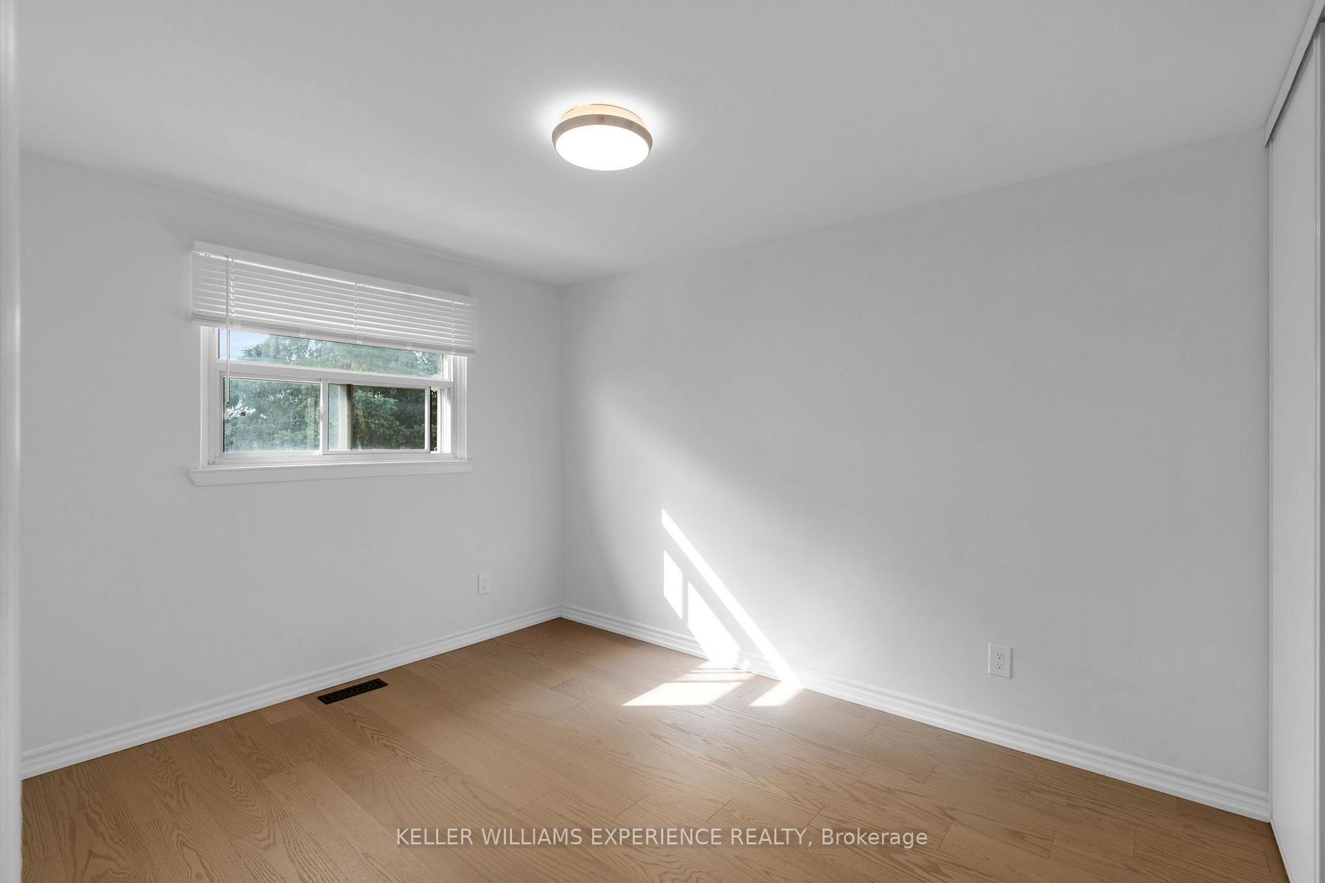 Photo 13 of Unit Upper, 49 Daphne Crescent, Barrie, Cundles East — HOMEH