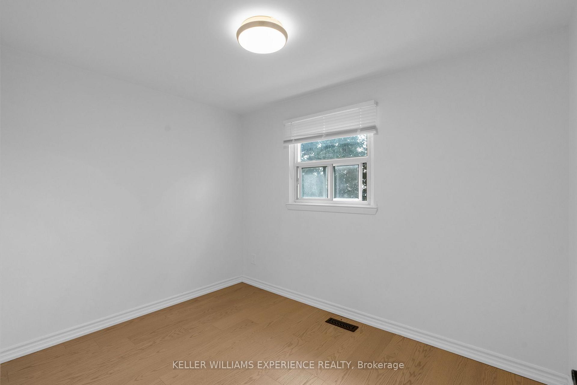 Photo 15 of Unit Upper, 49 Daphne Crescent, Barrie, Cundles East — HOMEH