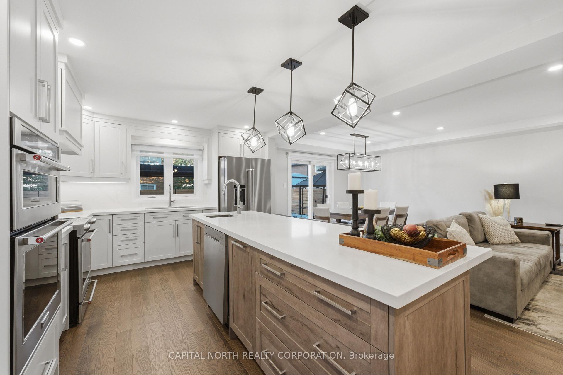 Photo 11 of 112 Jackman Crescent, Vaughan, West Woodbridge — HOMEH