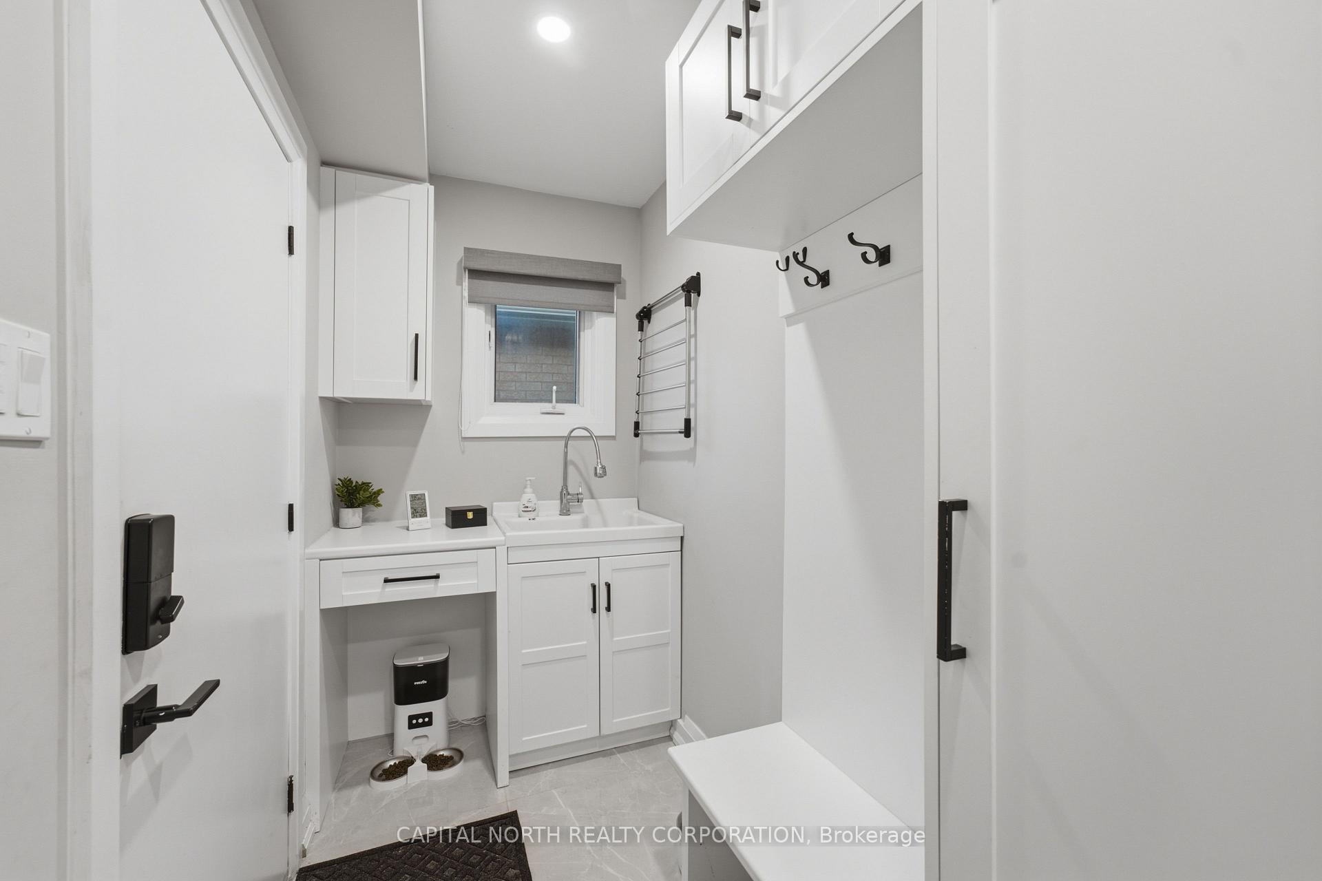 Photo 20 of 112 Jackman Crescent, Vaughan, West Woodbridge — HOMEH