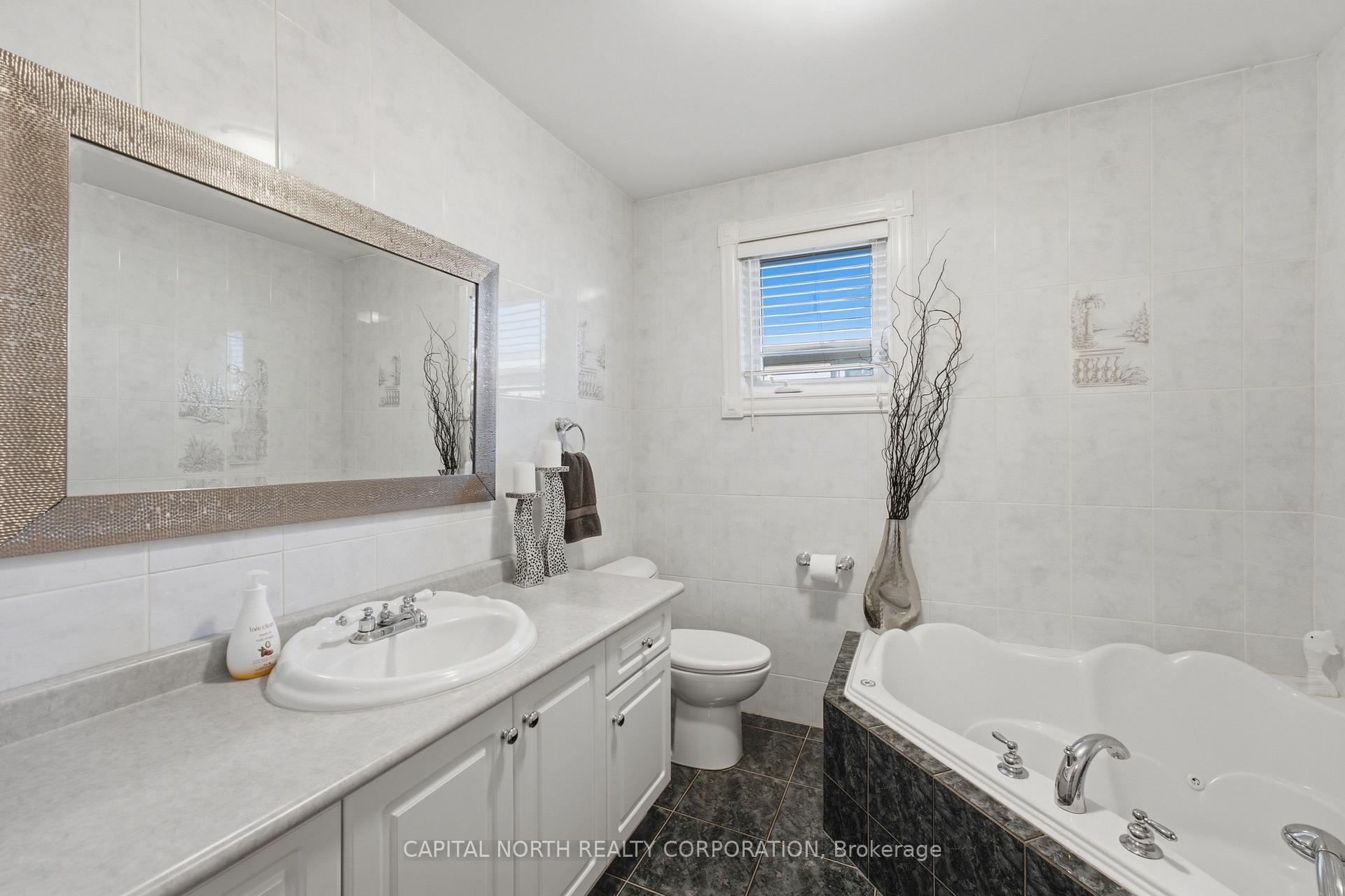 Photo 29 of 112 Jackman Crescent, Vaughan, West Woodbridge — HOMEH