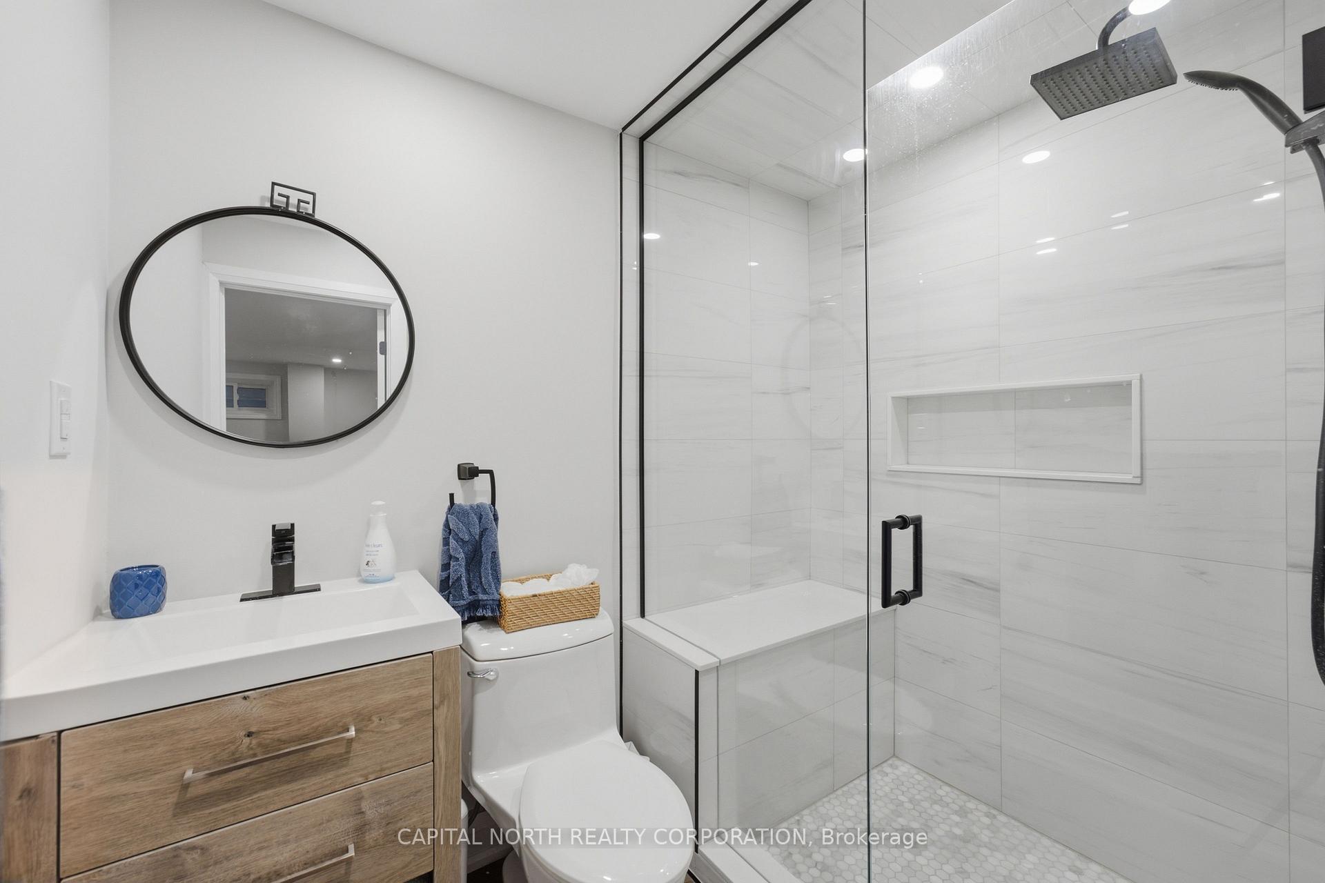 Photo 35 of 112 Jackman Crescent, Vaughan, West Woodbridge — HOMEH