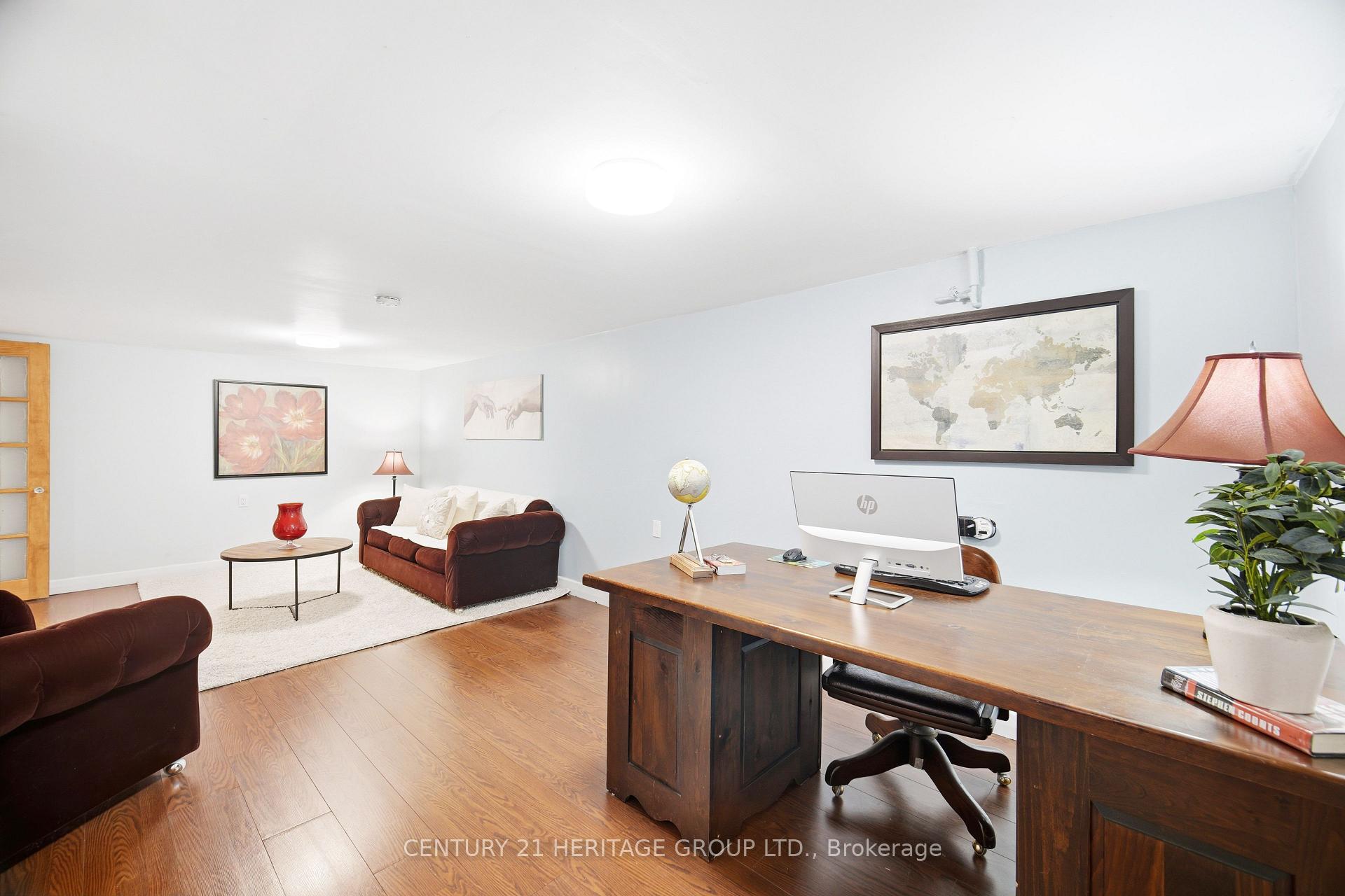 Photo 24 of 29 George Street, Richmond Hill, Oak Ridges — HOMEH