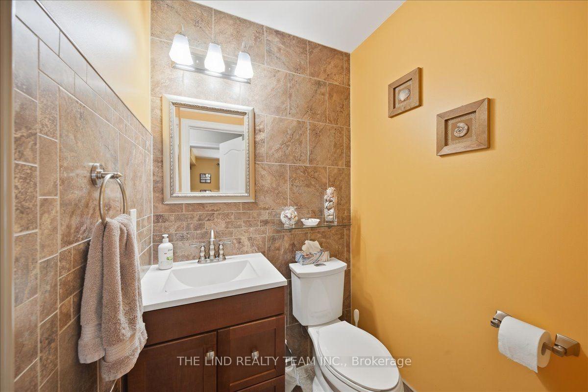 Photo 19 of 103 Allenvale Drive, Aurora, Aurora Highlands — HOMEH