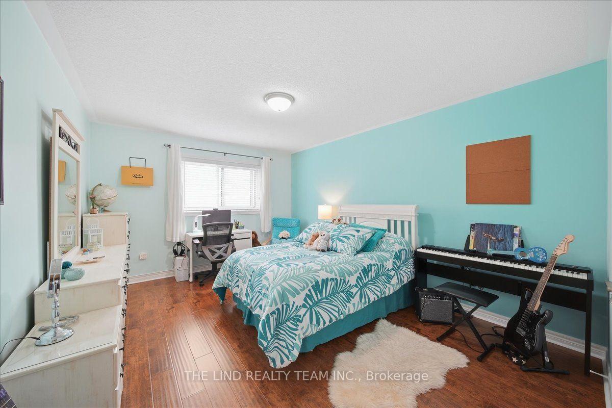 Photo 27 of 103 Allenvale Drive, Aurora, Aurora Highlands — HOMEH