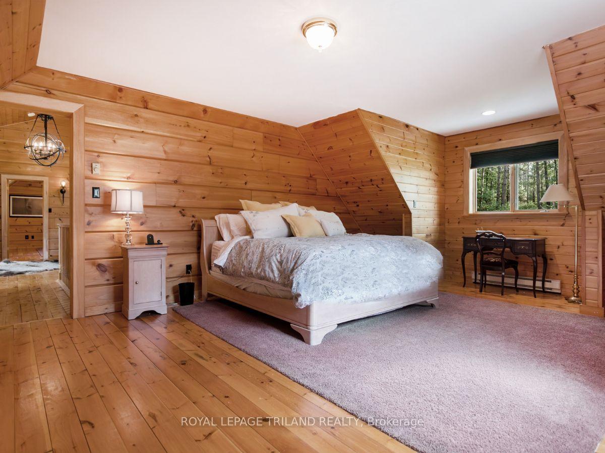Photo 25 of 2056 Mockingbird Street, Strathroy-Caradoc, Mount Brydges — HOMEH