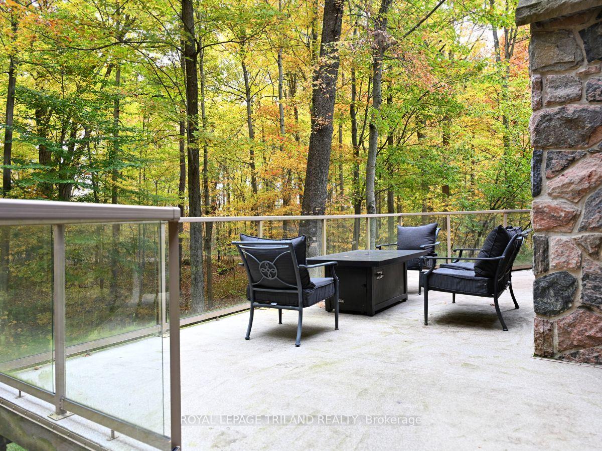 Photo 28 of 2056 Mockingbird Street, Strathroy-Caradoc, Mount Brydges — HOMEH