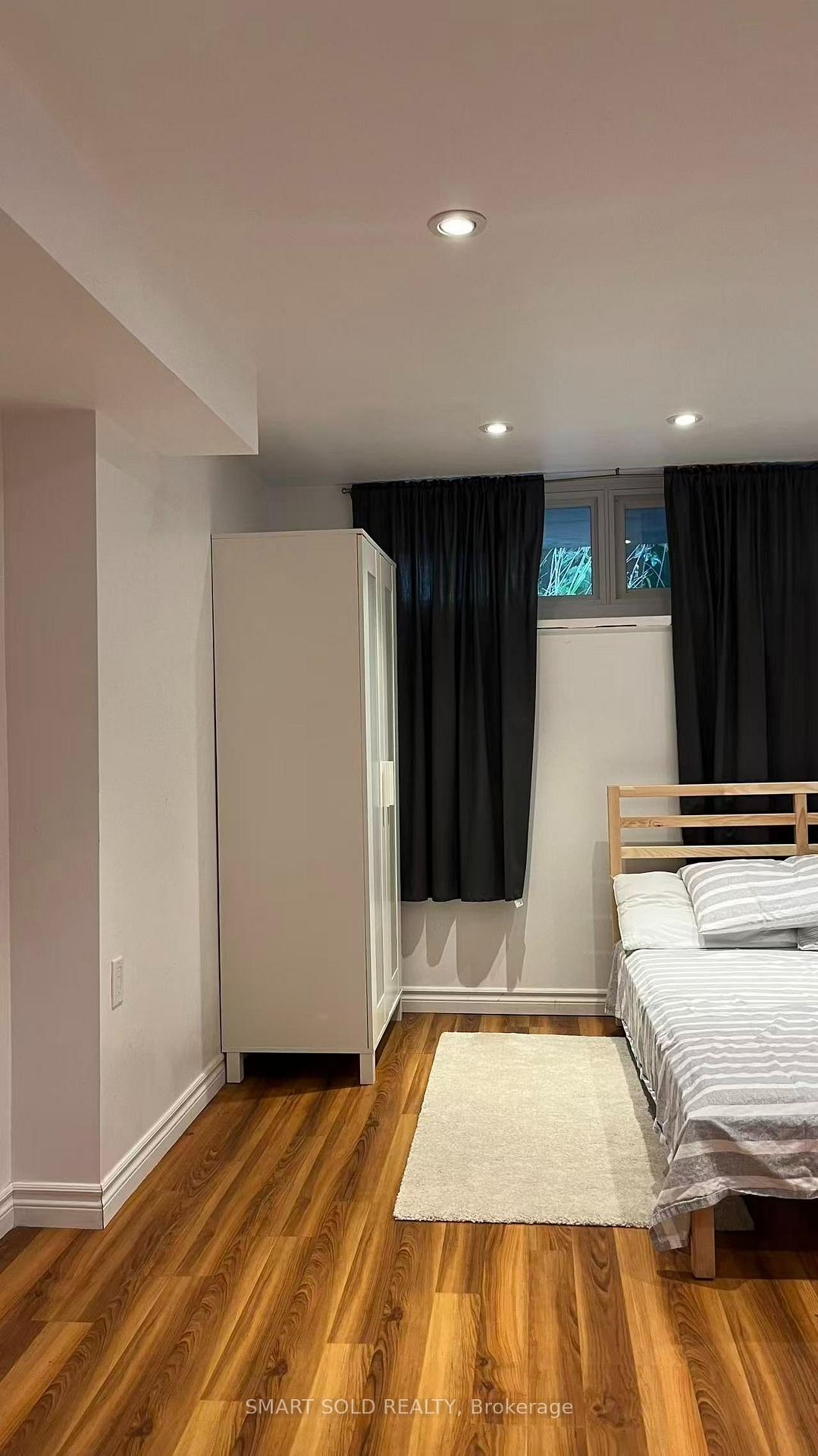 Photo 3 of Lower 232 Crawford Street, Toronto, Trinity-Bellwoods — HOMEH