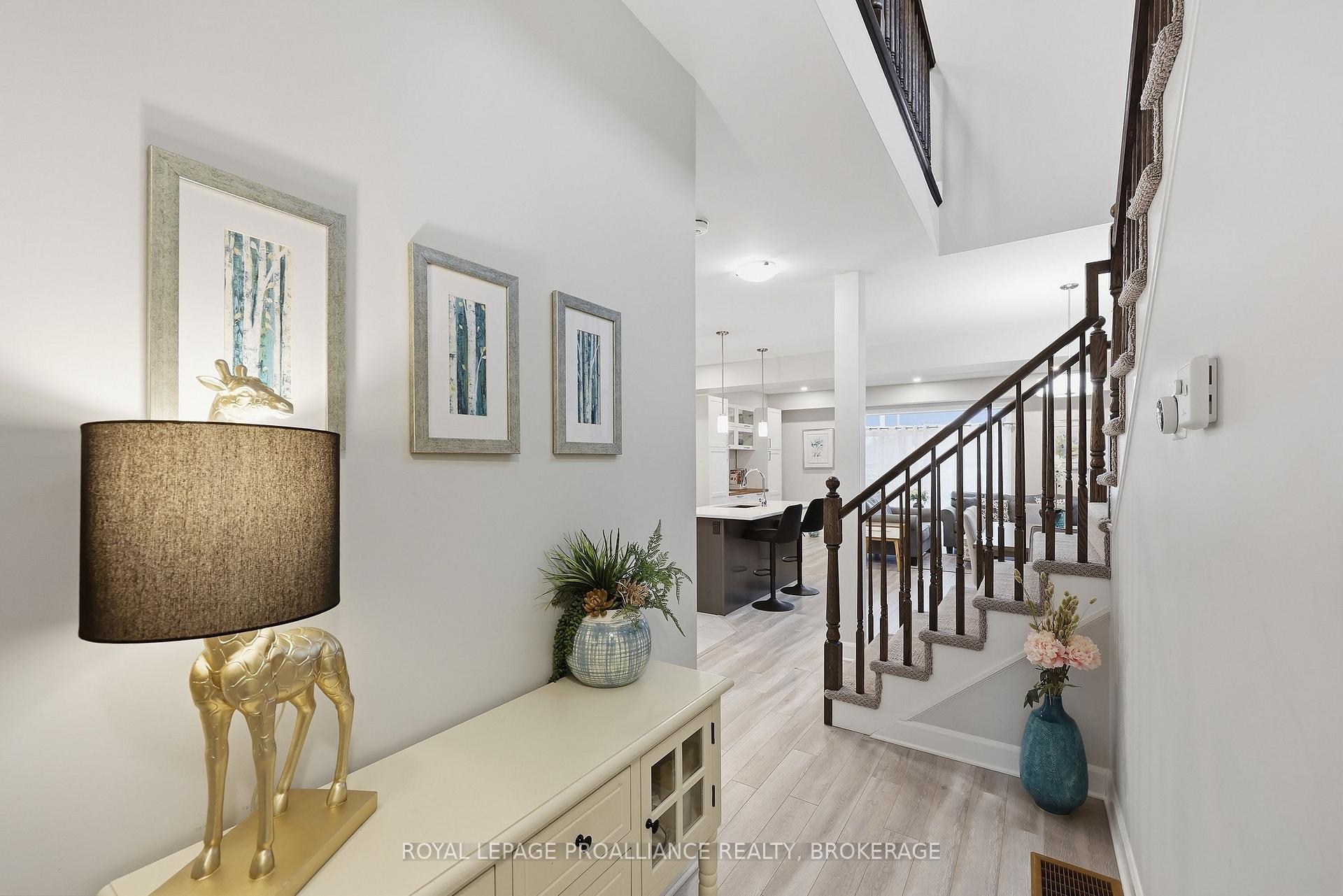 Photo 7 of 1205 Max Crescent, Kingston, City Northwest — HOMEH