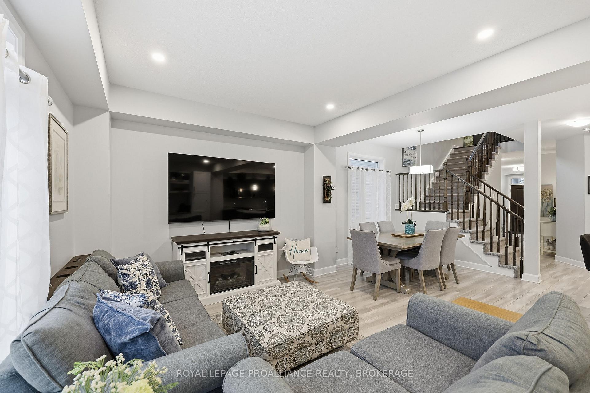Photo 16 of 1205 Max Crescent, Kingston, City Northwest — HOMEH