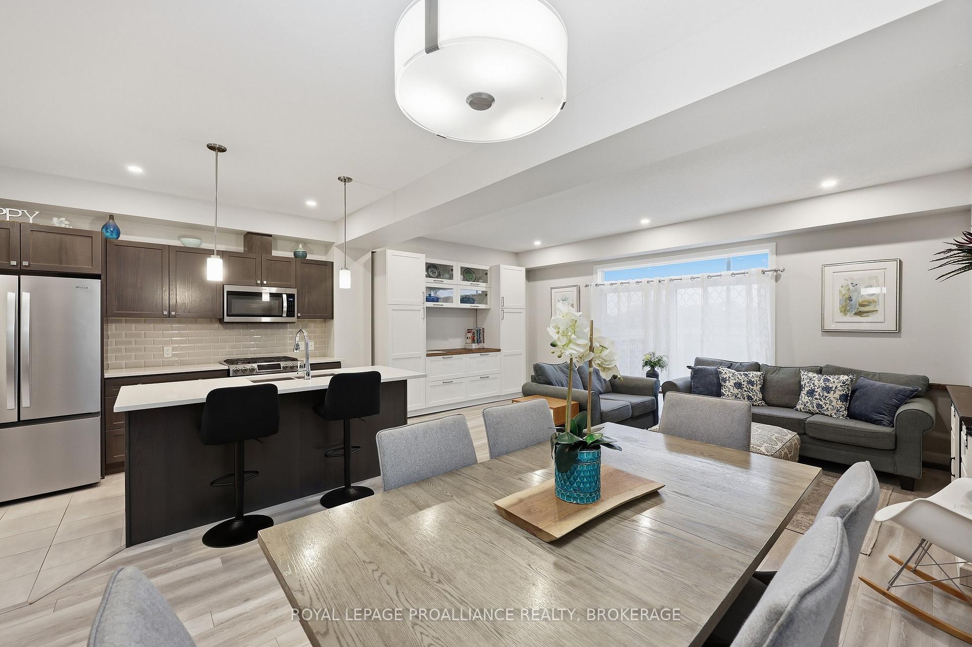 Photo 18 of 1205 Max Crescent, Kingston, City Northwest — HOMEH
