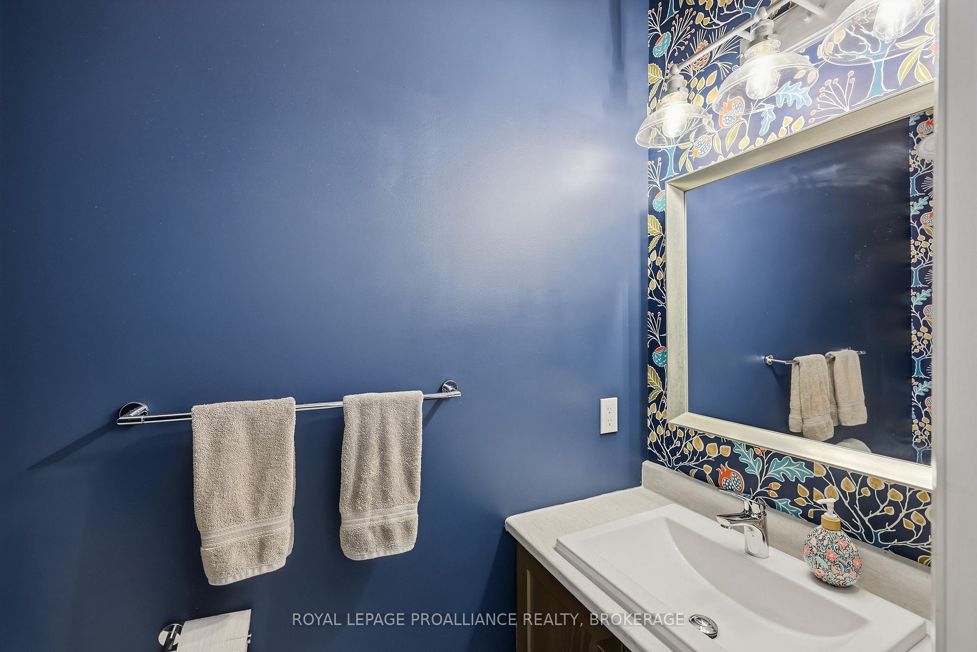 Photo 19 of 1205 Max Crescent, Kingston, City Northwest — HOMEH