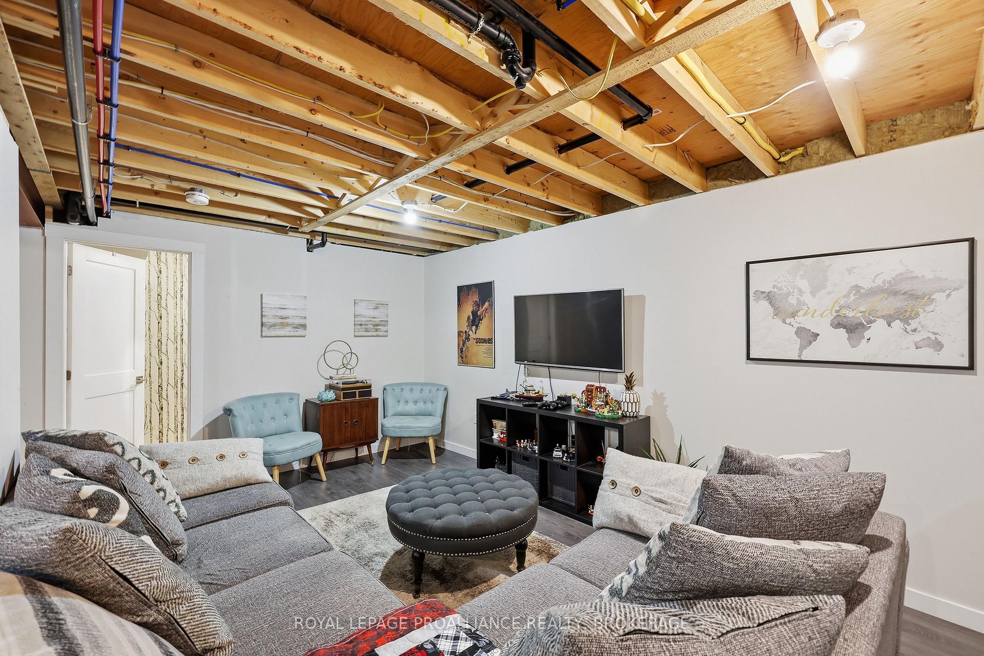 Photo 36 of 1205 Max Crescent, Kingston, City Northwest — HOMEH