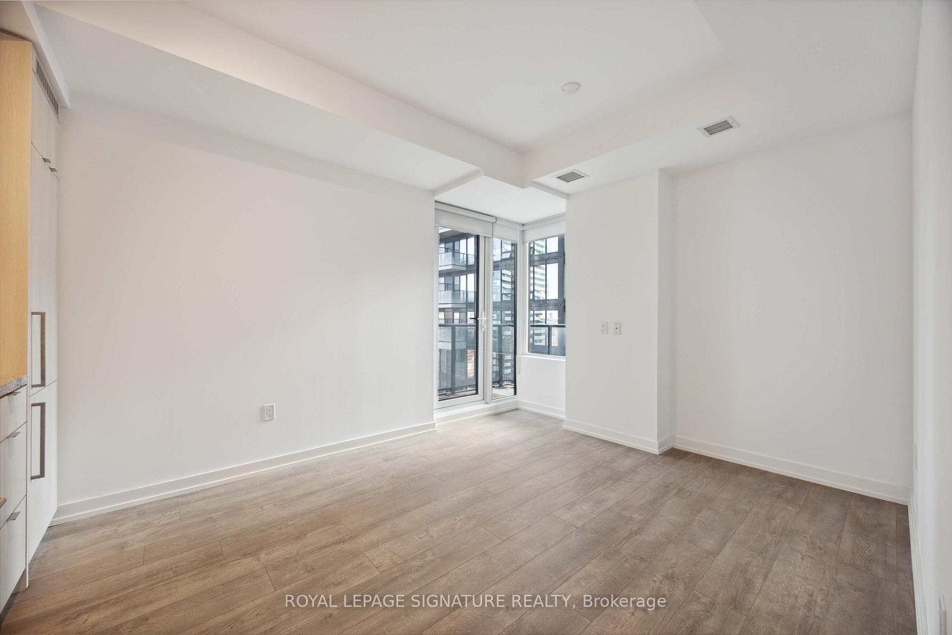 Photo 9 of Unit 2212, 115 Blue Jays Way, Toronto, Waterfront Communities — HOMEH