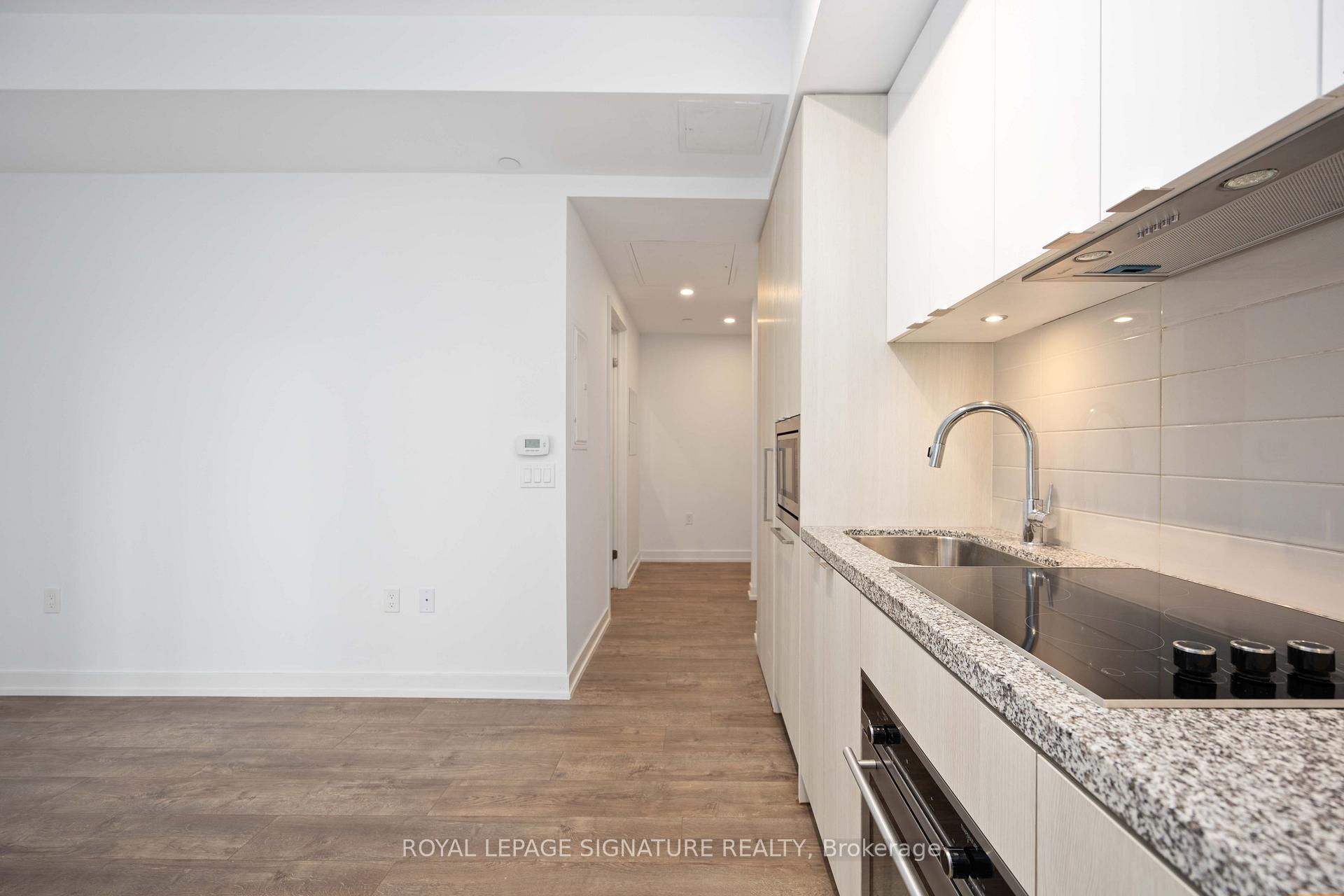 Photo 11 of Unit 2212, 115 Blue Jays Way, Toronto, Waterfront Communities — HOMEH