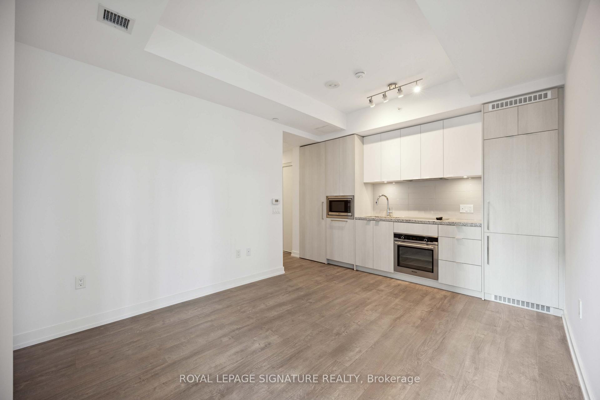 Photo 14 of Unit 2212, 115 Blue Jays Way, Toronto, Waterfront Communities — HOMEH
