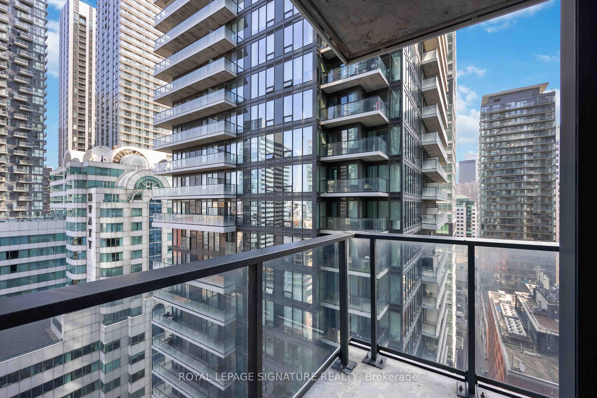 Photo 19 of Unit 2212, 115 Blue Jays Way, Toronto, Waterfront Communities — HOMEH