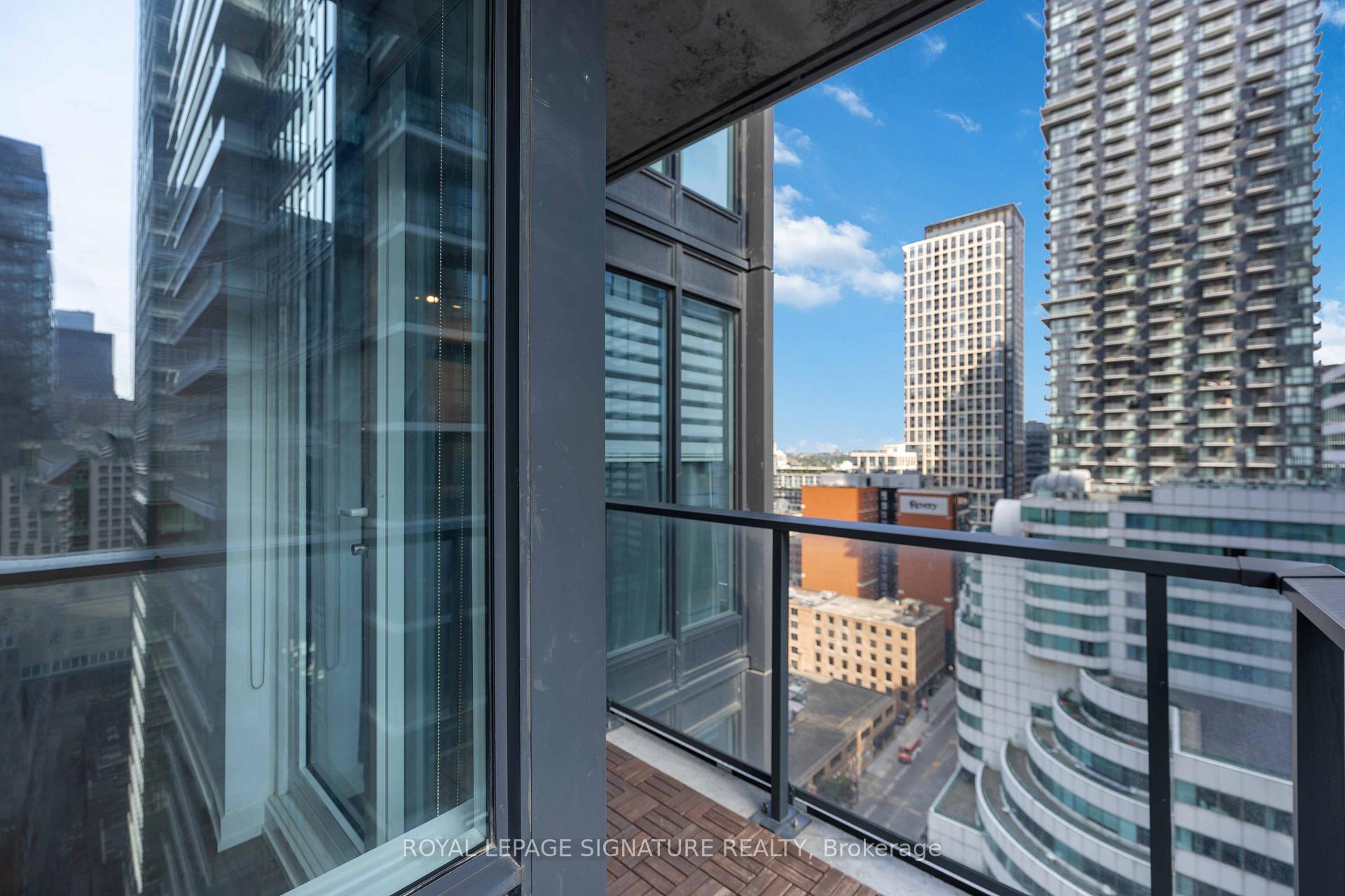 Photo 25 of Unit 2212, 115 Blue Jays Way, Toronto, Waterfront Communities — HOMEH