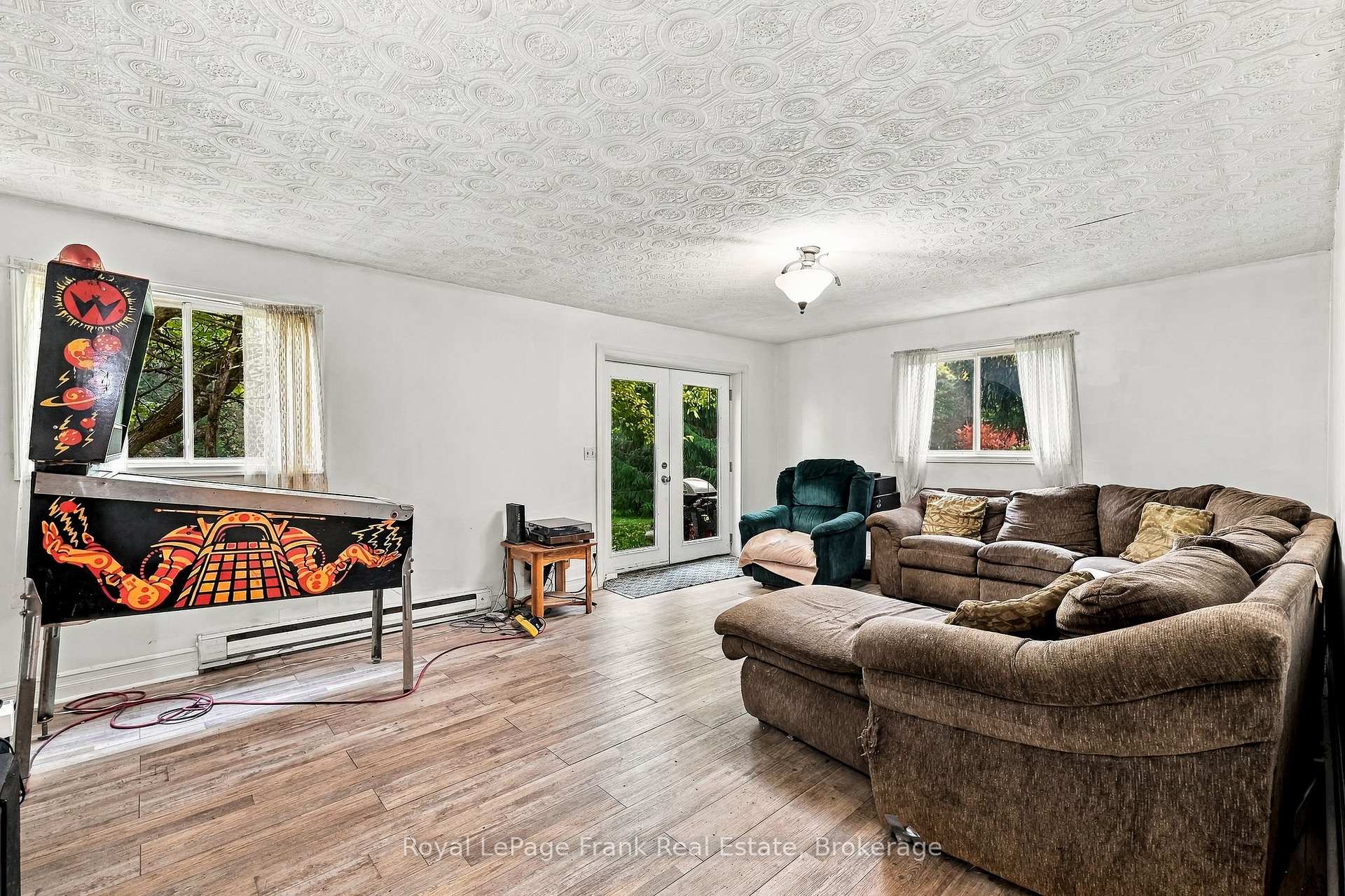 Photo 10 of 120 Aldred Drive, Scugog, Rural Scugog — HOMEH