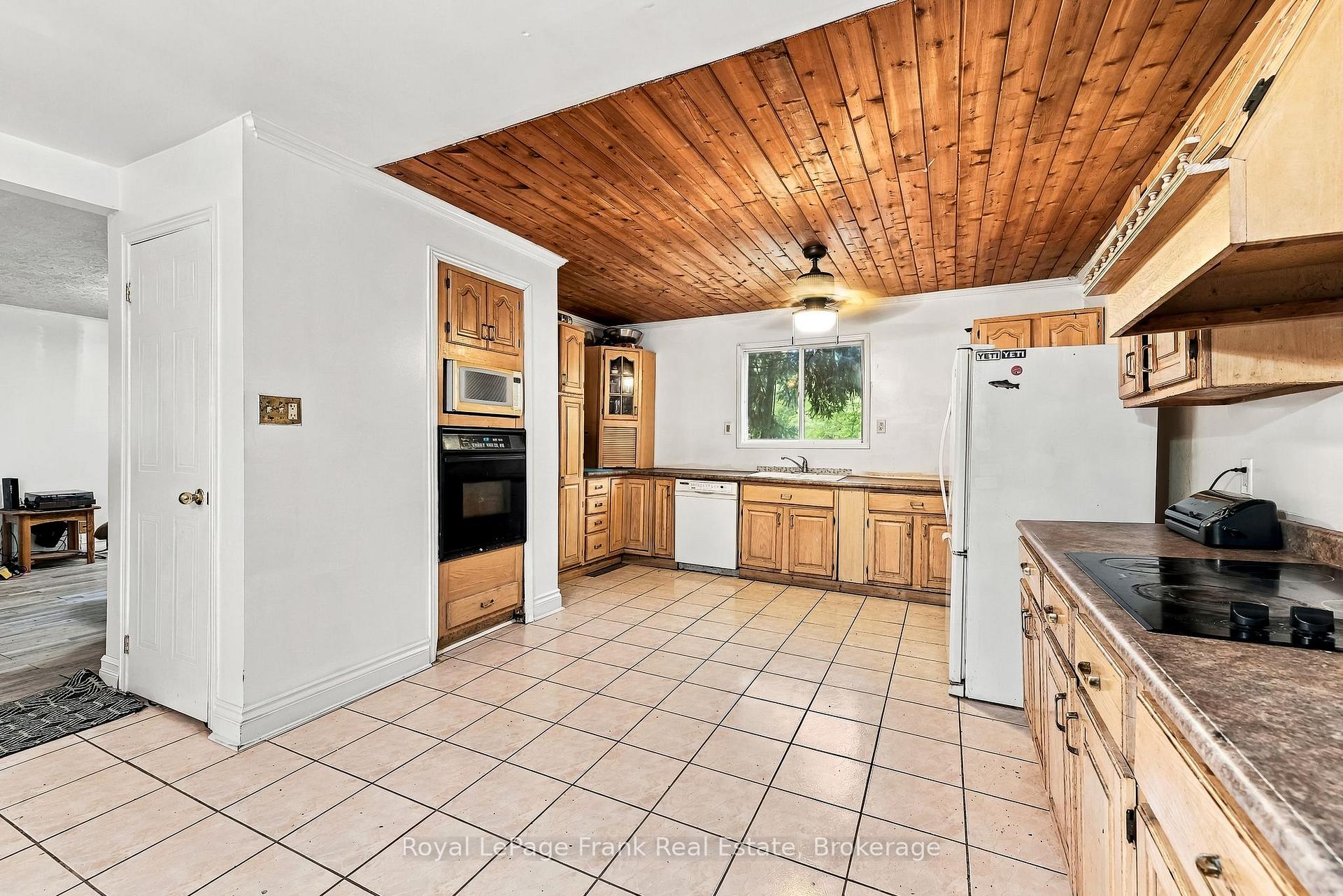 Photo 13 of 120 Aldred Drive, Scugog, Rural Scugog — HOMEH