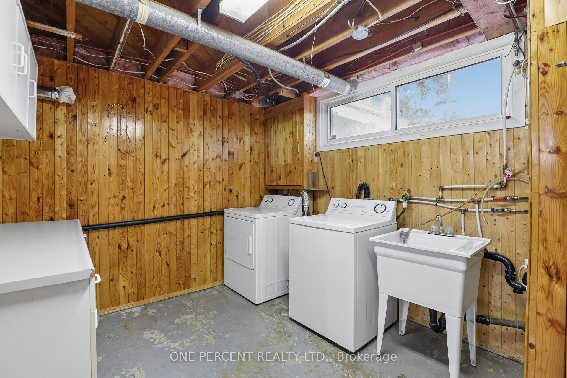 Photo 25 of 703 Trojan Avenue, Ottawa, Castle Heights/Rideau High — HOMEH