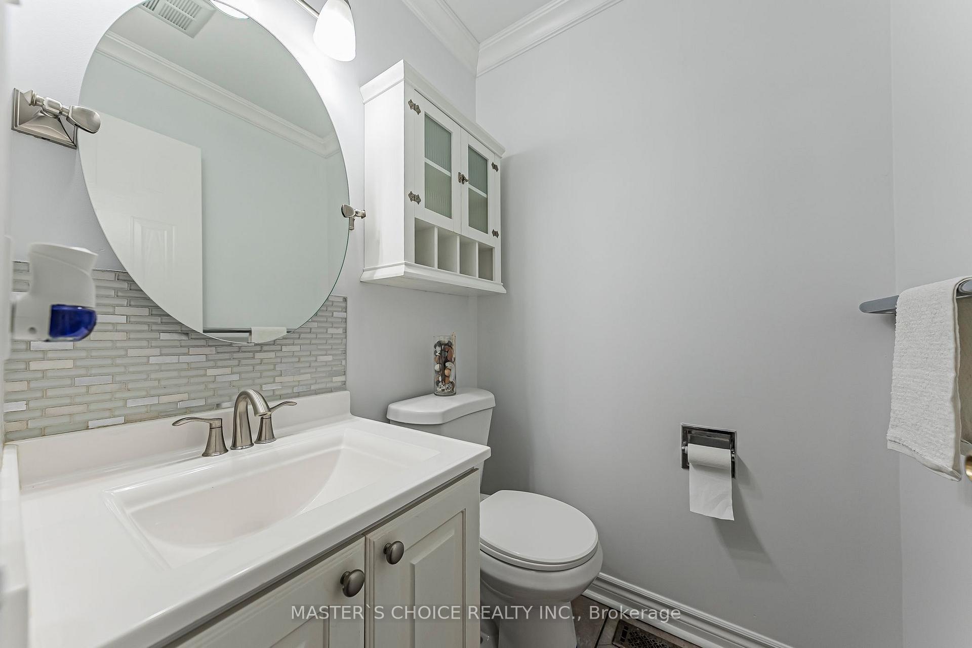 Photo 5 of 5557 Cortina Crescent, Mississauga, Hurontario — HOMEH