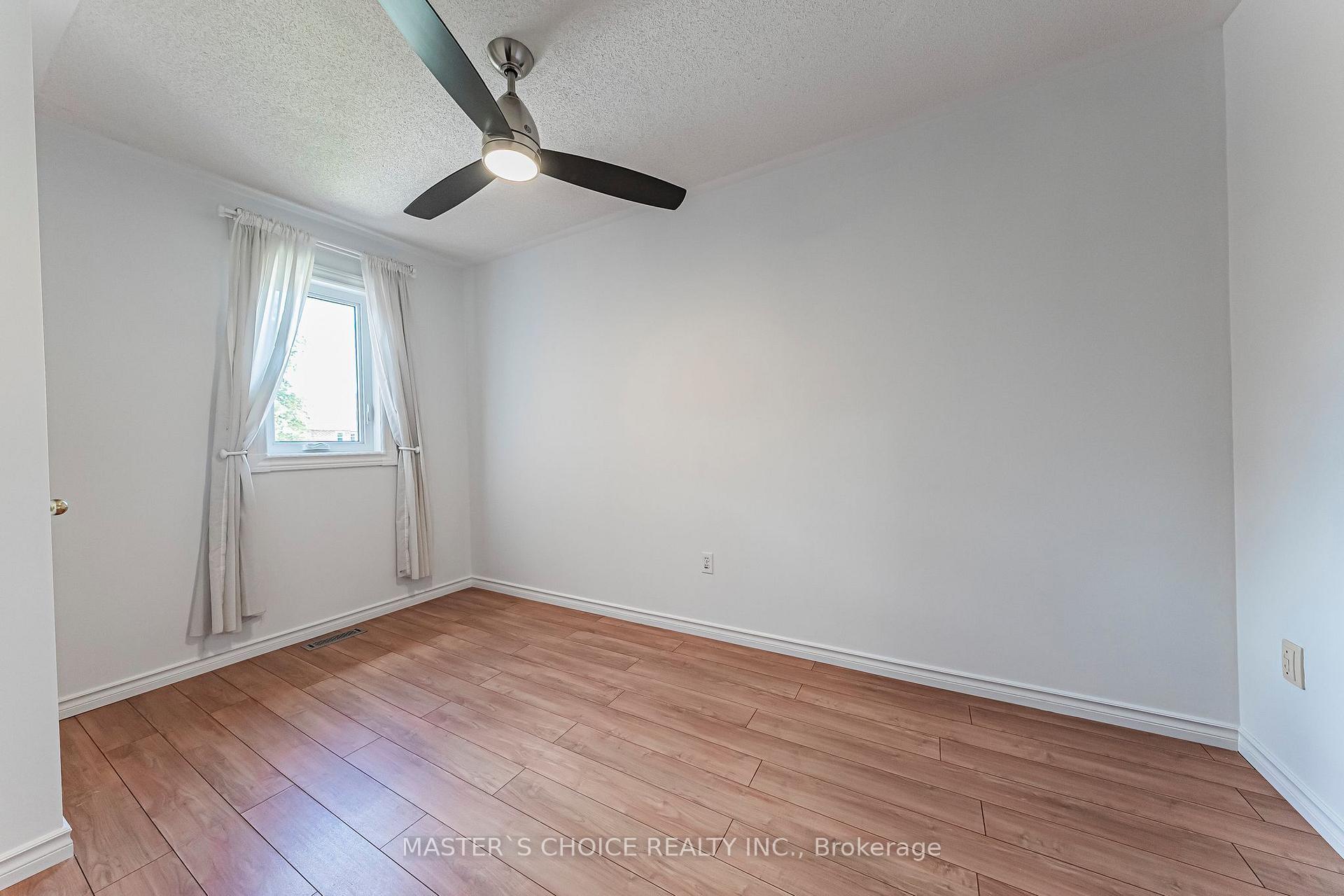 Photo 28 of 5557 Cortina Crescent, Mississauga, Hurontario — HOMEH