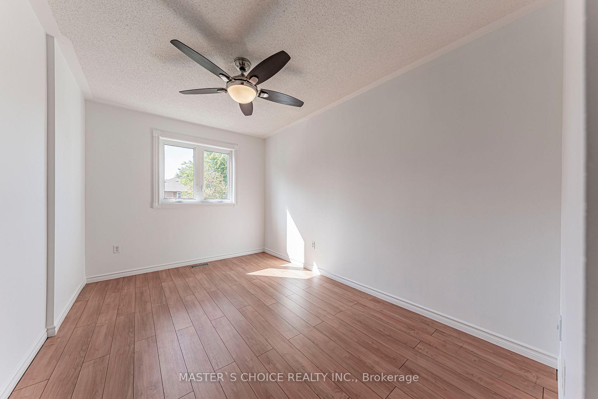 Photo 30 of 5557 Cortina Crescent, Mississauga, Hurontario — HOMEH
