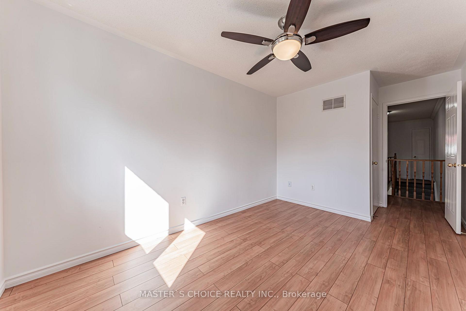 Photo 31 of 5557 Cortina Crescent, Mississauga, Hurontario — HOMEH