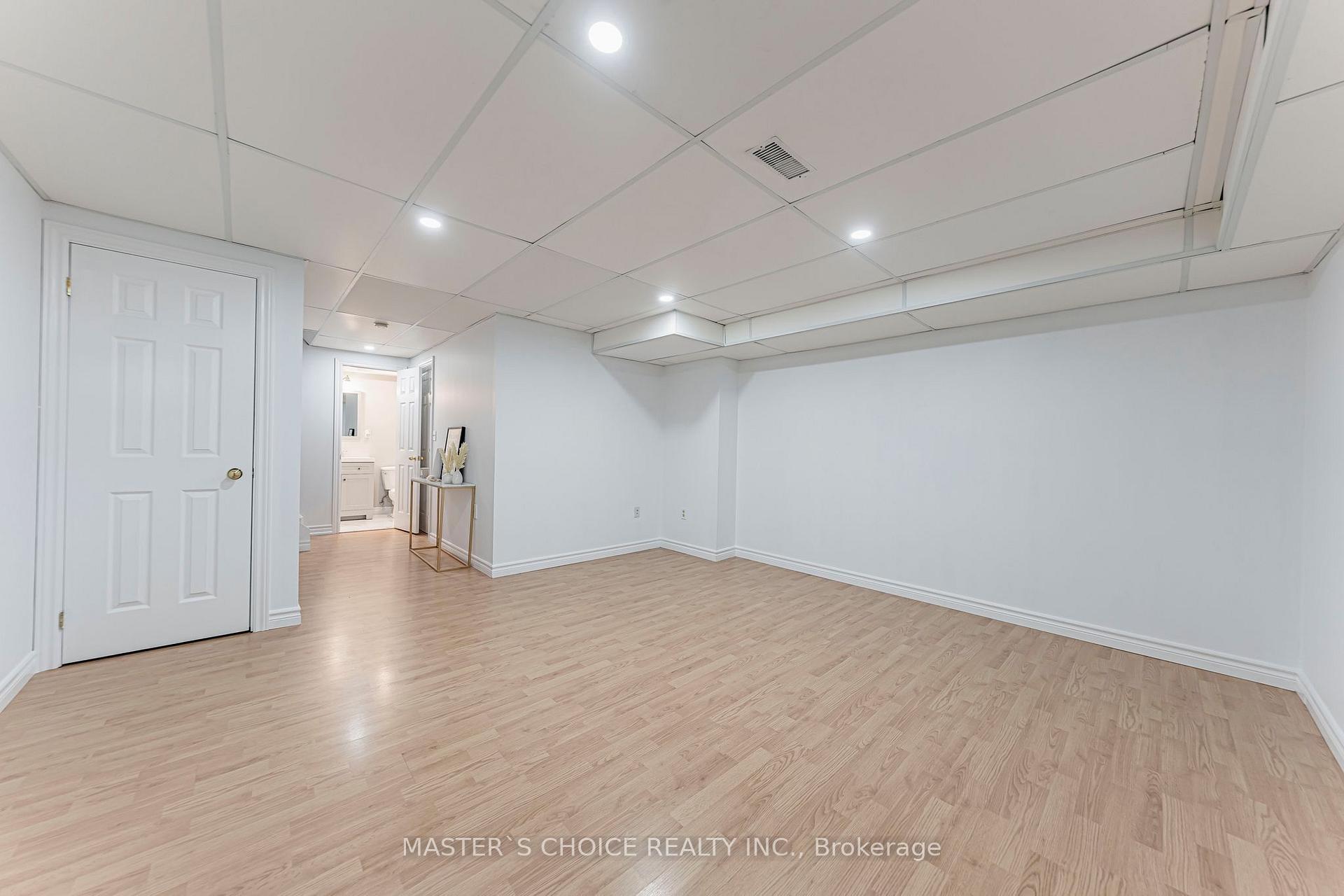 Photo 36 of 5557 Cortina Crescent, Mississauga, Hurontario — HOMEH