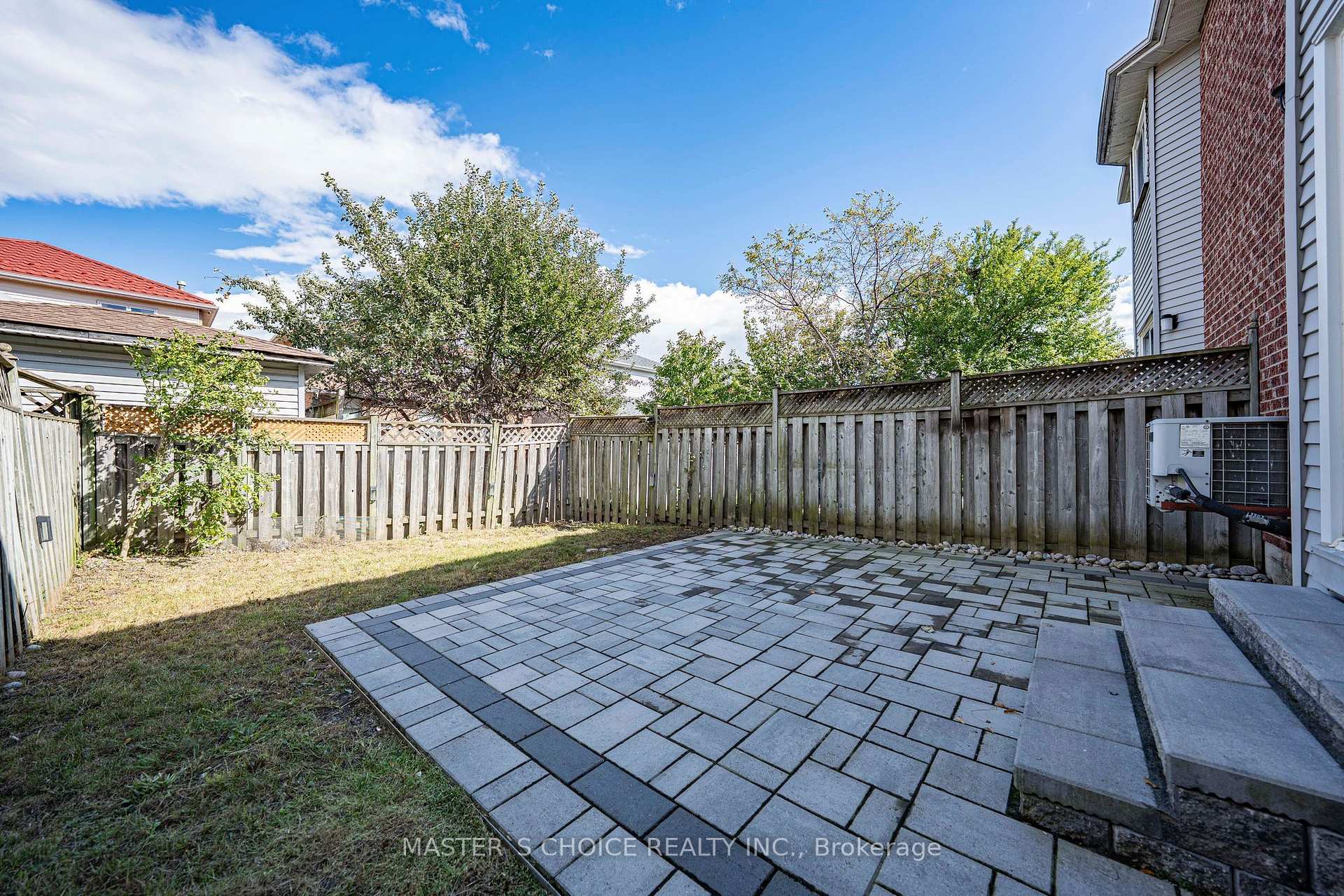 Photo 42 of 5557 Cortina Crescent, Mississauga, Hurontario — HOMEH