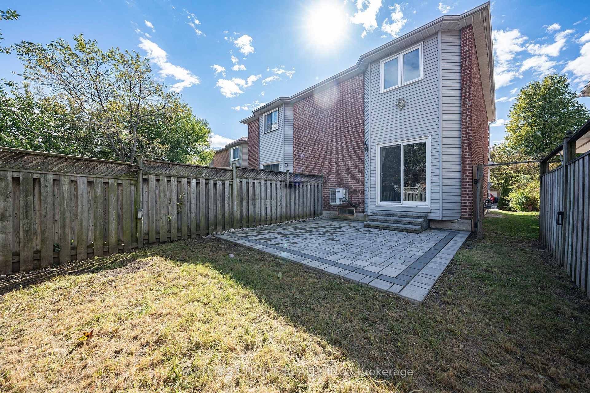 Photo 43 of 5557 Cortina Crescent, Mississauga, Hurontario — HOMEH