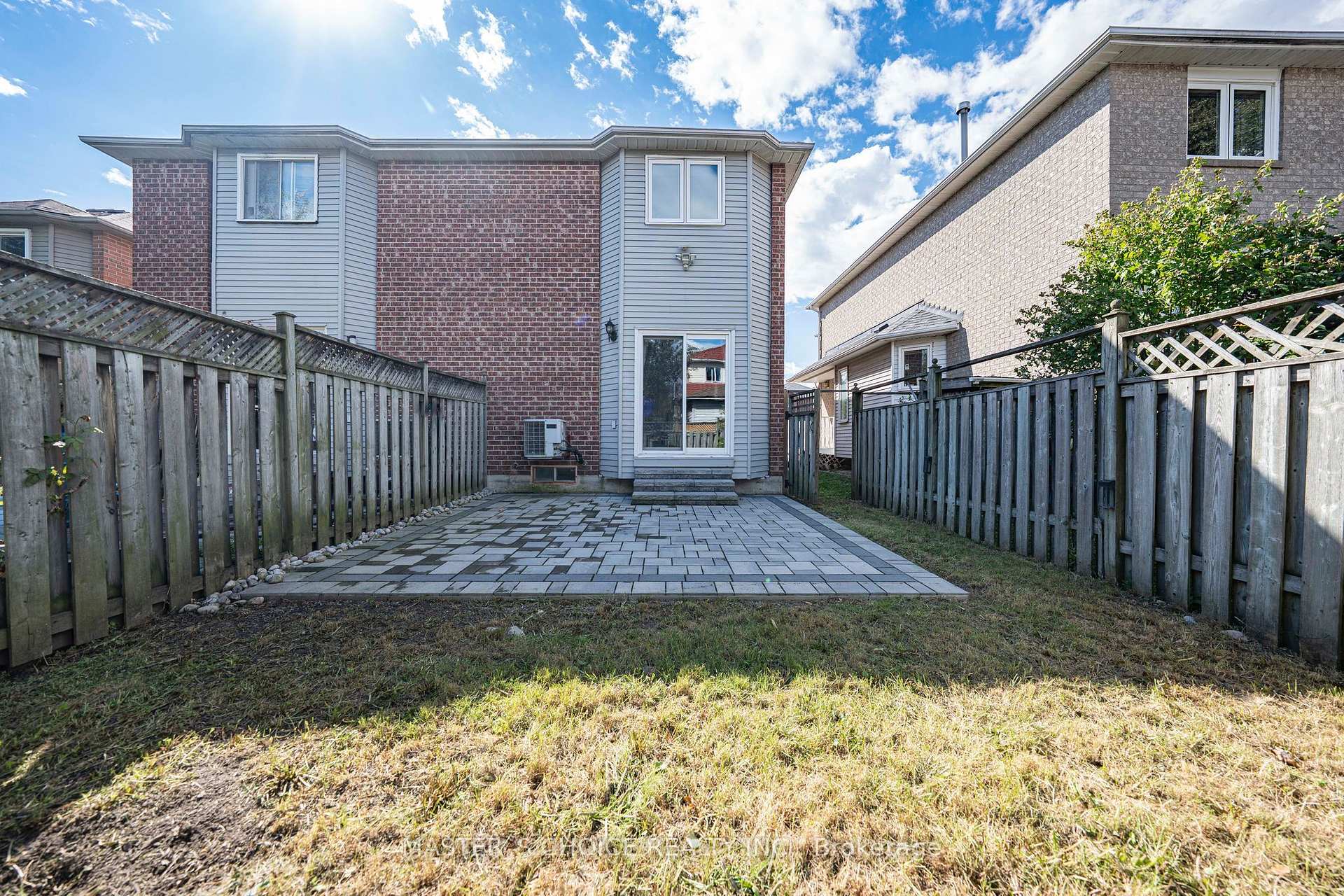 Photo 44 of 5557 Cortina Crescent, Mississauga, Hurontario — HOMEH