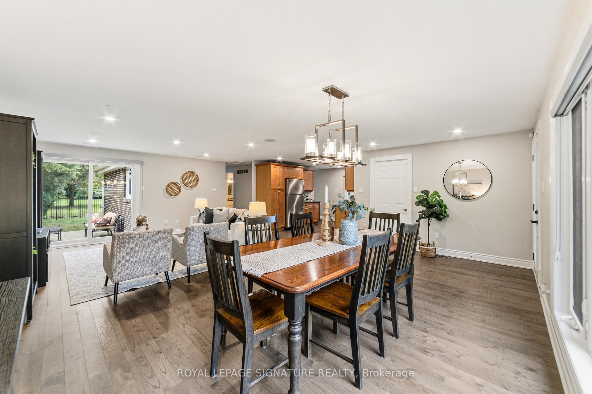 Photo 7 of 168 Arichat Road, Oakville, Ford — HOMEH