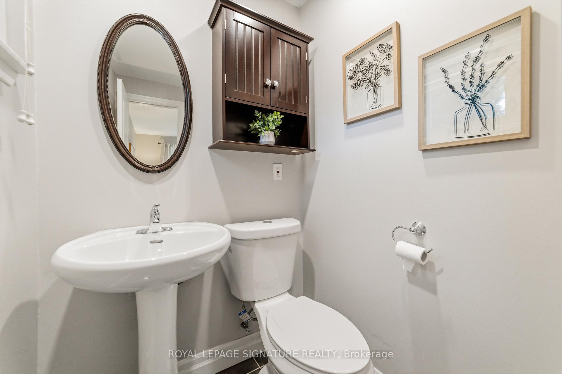 Photo 17 of 168 Arichat Road, Oakville, Ford — HOMEH