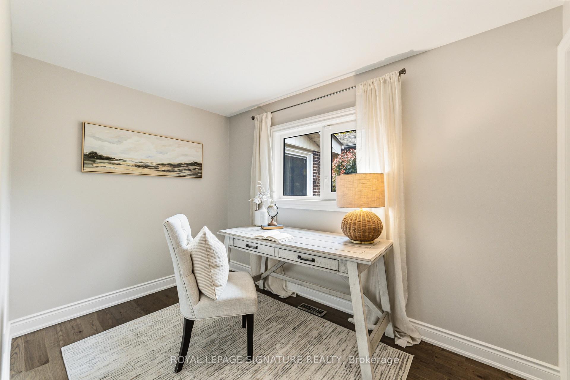 Photo 20 of 168 Arichat Road, Oakville, Ford — HOMEH