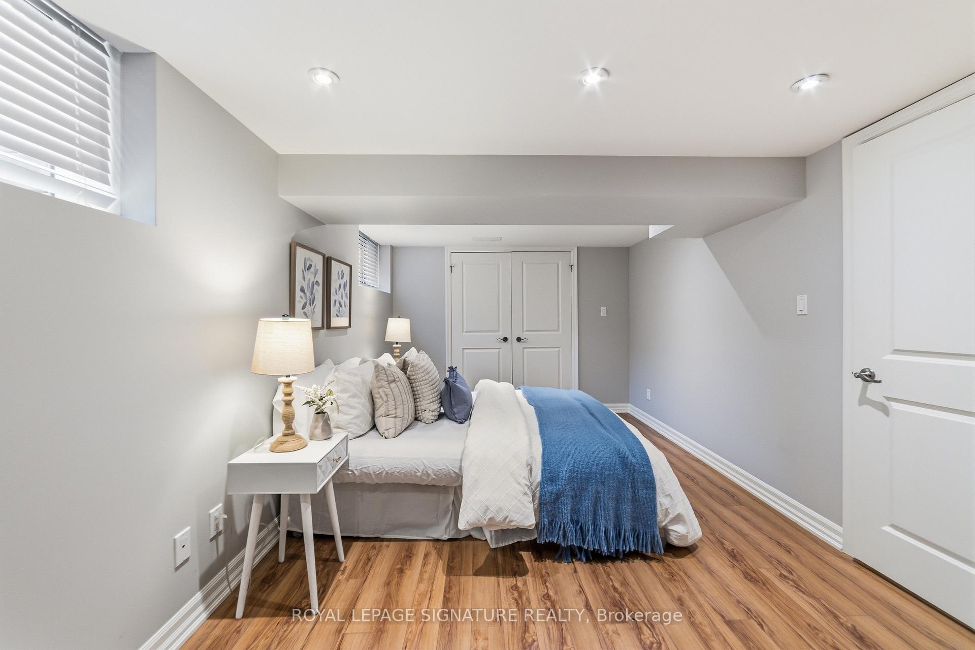 Photo 26 of 168 Arichat Road, Oakville, Ford — HOMEH