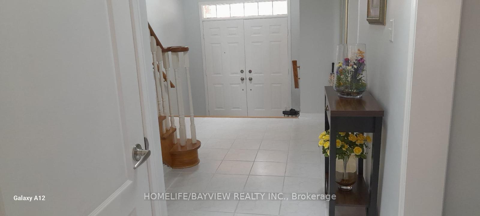 Photo 4 of 137 Widdifield Avenue, Newmarket, Armitage — HOMEH