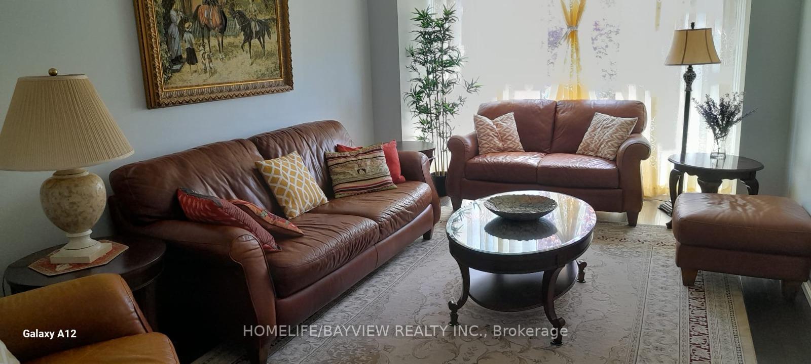 Photo 6 of 137 Widdifield Avenue, Newmarket, Armitage — HOMEH