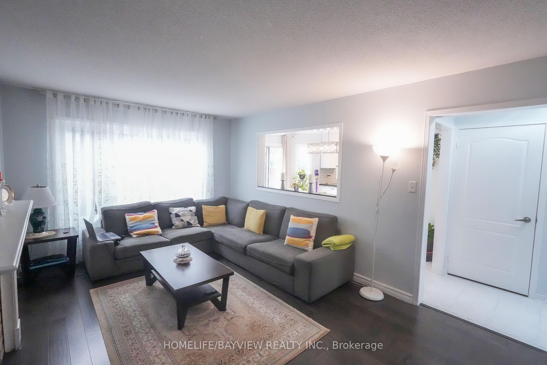 Photo 18 of 137 Widdifield Avenue, Newmarket, Armitage — HOMEH