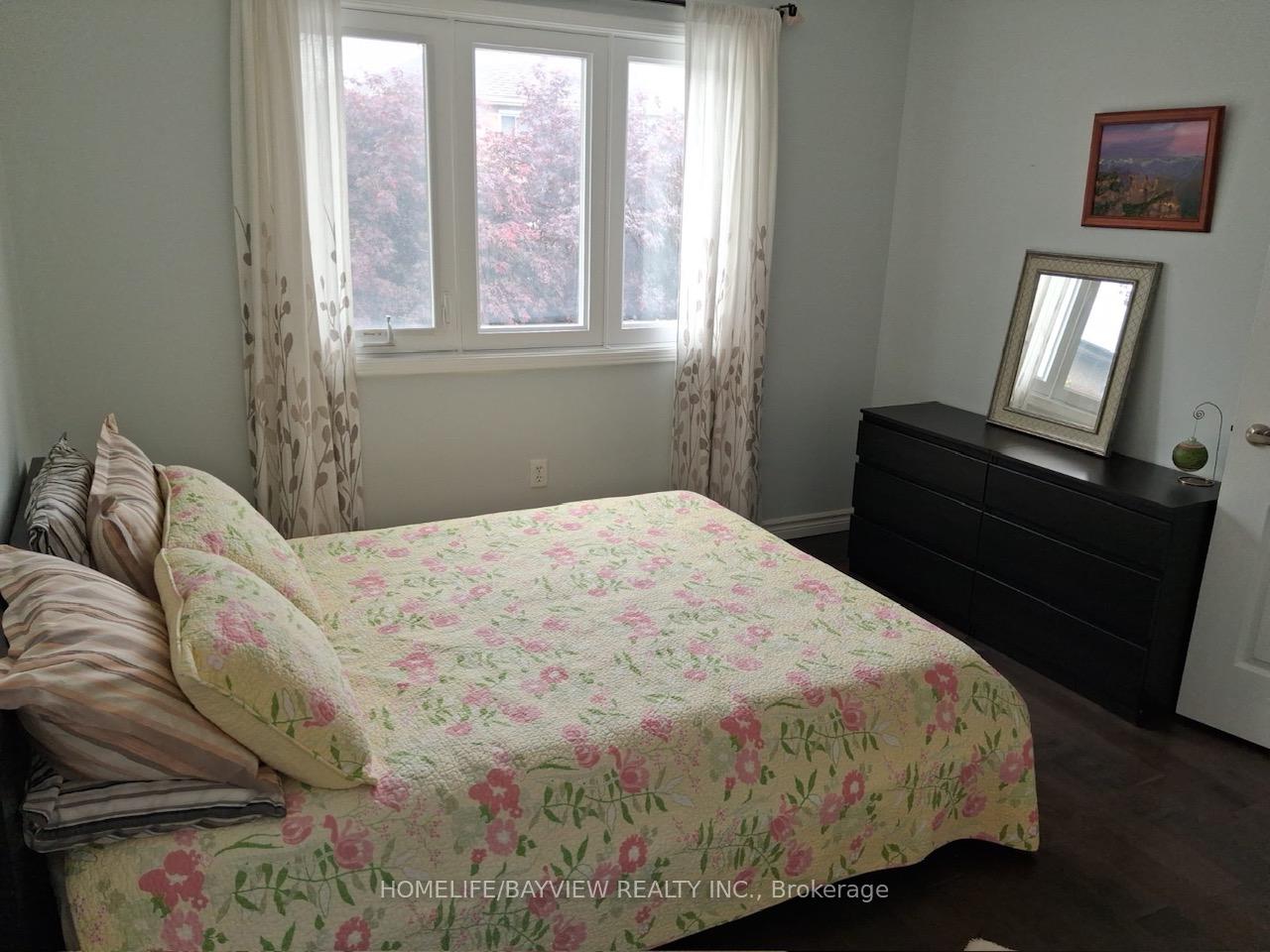 Photo 32 of 137 Widdifield Avenue, Newmarket, Armitage — HOMEH