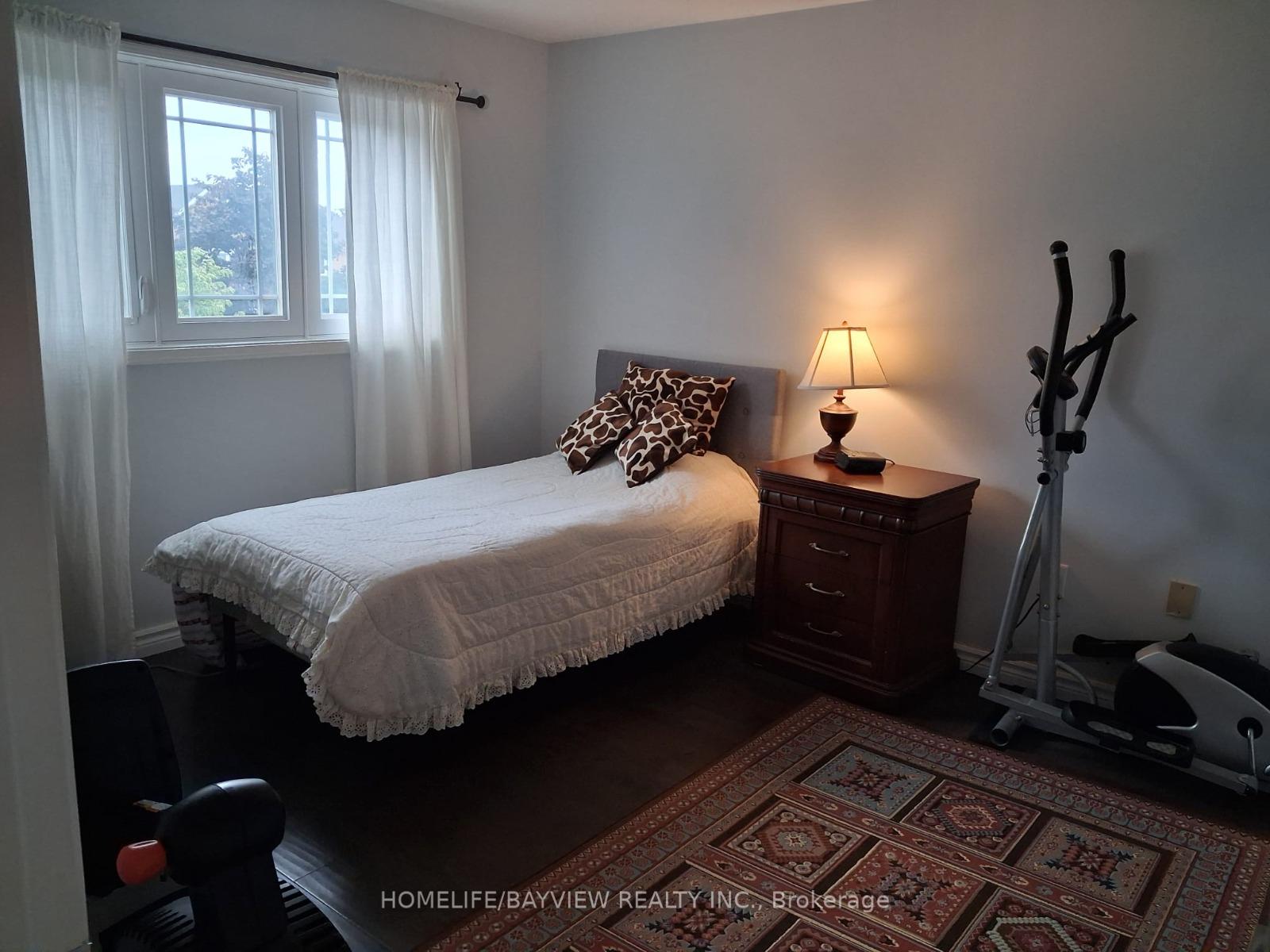 Photo 33 of 137 Widdifield Avenue, Newmarket, Armitage — HOMEH