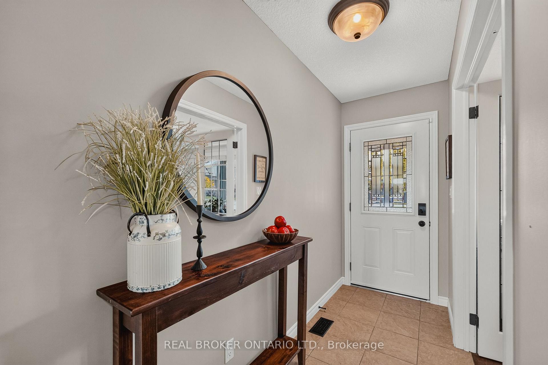 Photo 3 of 38 Roberta Street, Woolwich — HOMEH