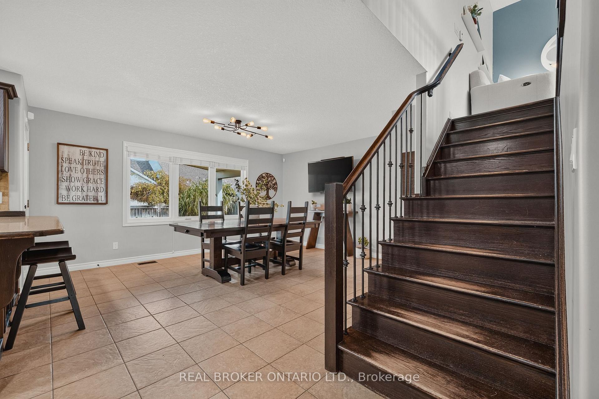 Photo 6 of 38 Roberta Street, Woolwich — HOMEH