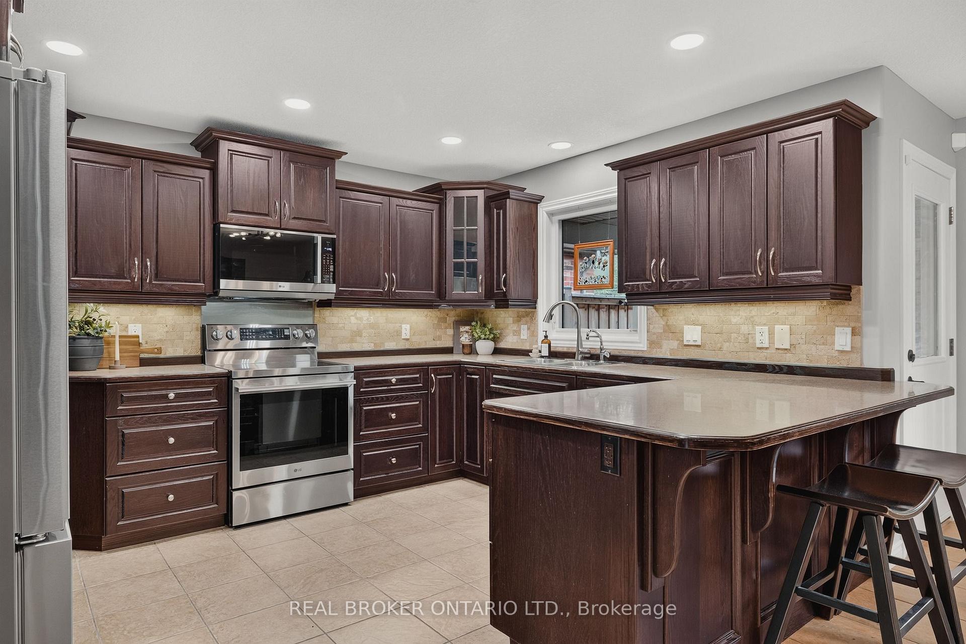 Photo 7 of 38 Roberta Street, Woolwich — HOMEH