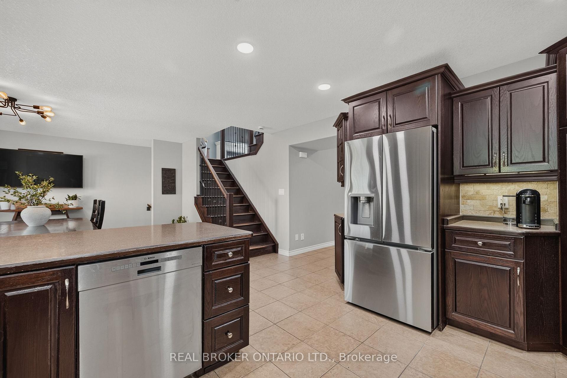 Photo 10 of 38 Roberta Street, Woolwich — HOMEH