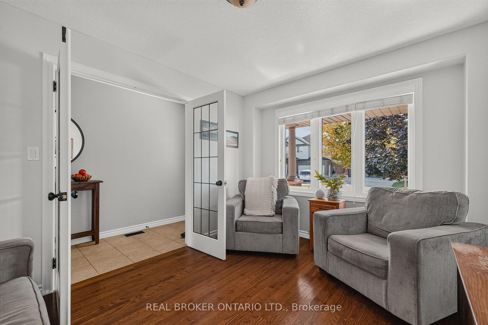 Photo 16 of 38 Roberta Street, Woolwich — HOMEH